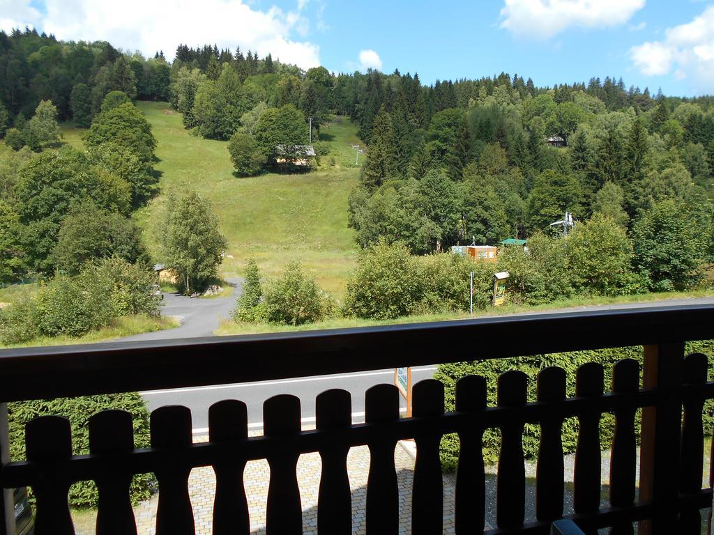 Apartmany Base Camp Železná Ruda Exteriör bild
